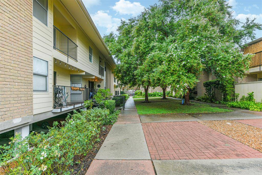 Houston, TX 77027,3131 Cummins ST #30