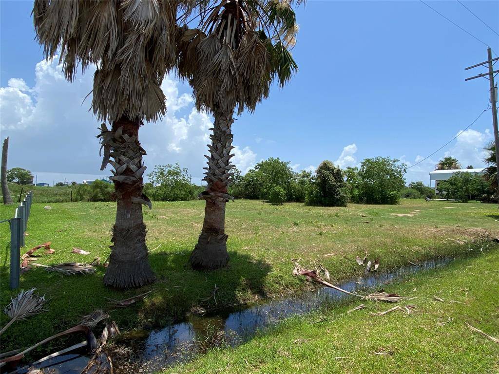 Crystal Beach, TX 77650,1228 Diamond RD
