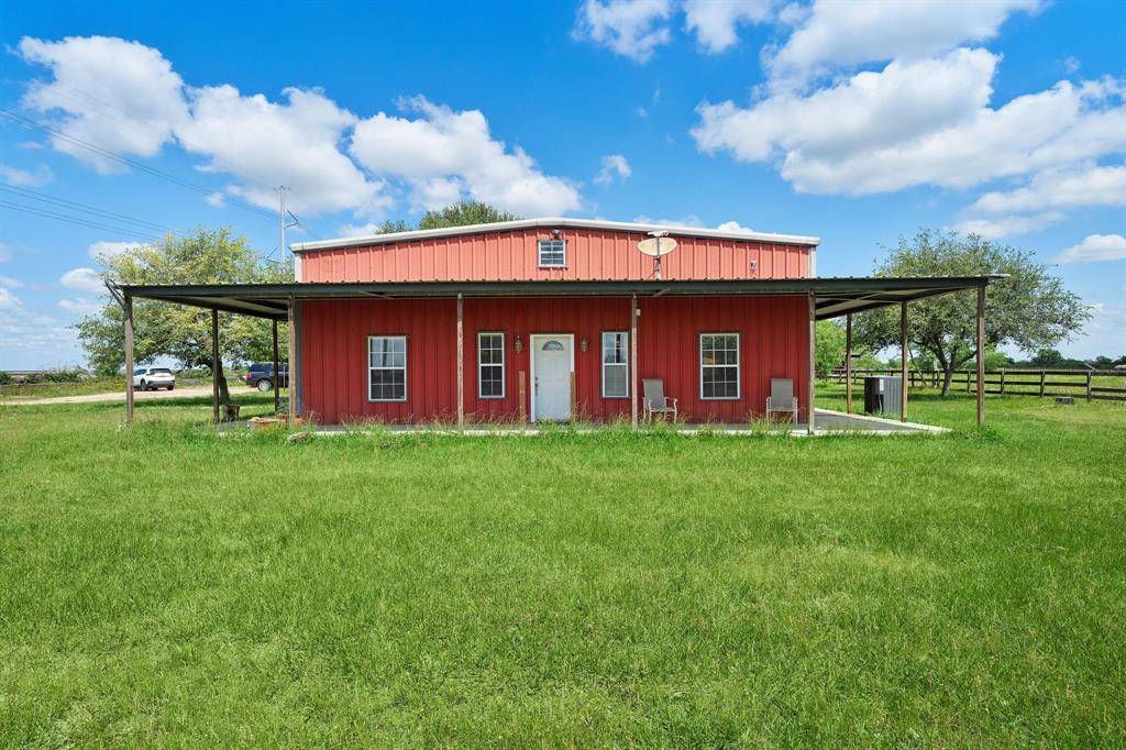 El Campo, TX 77437,554 County Road 324