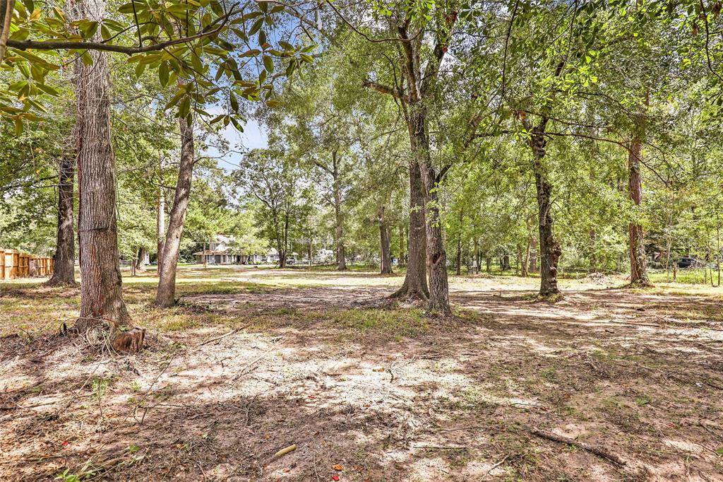 New Caney, TX 77357,20460 Split Oak DR