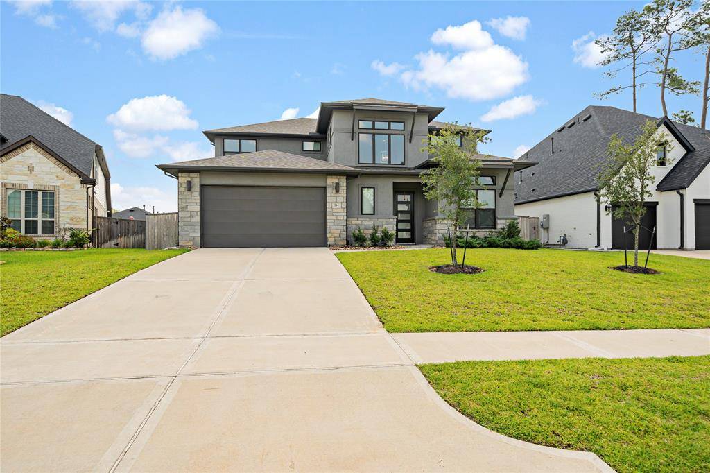 Pinehurst, TX 77362,734 Platinum Stone LN