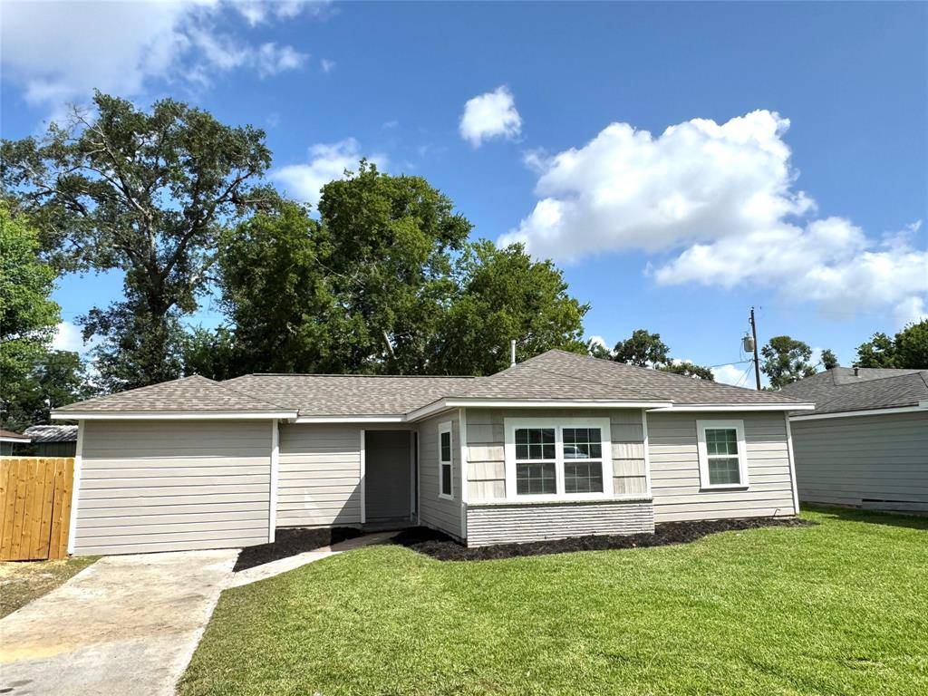 Houston, TX 77017,1106 Aubert ST