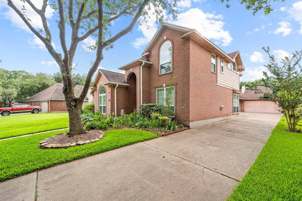 Sugar Land, TX 77478,2034 Cypress Bend LN