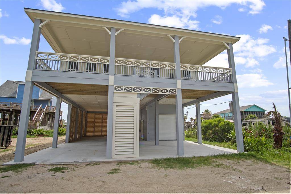 Crystal Beach, TX 77650,867 Bowers LN
