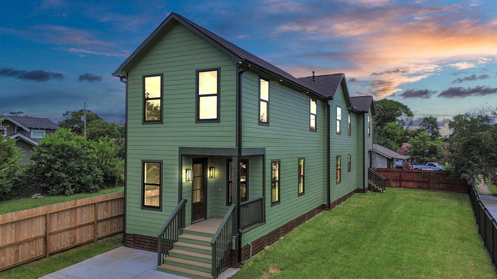 Houston, TX 77023,4541 Walker St