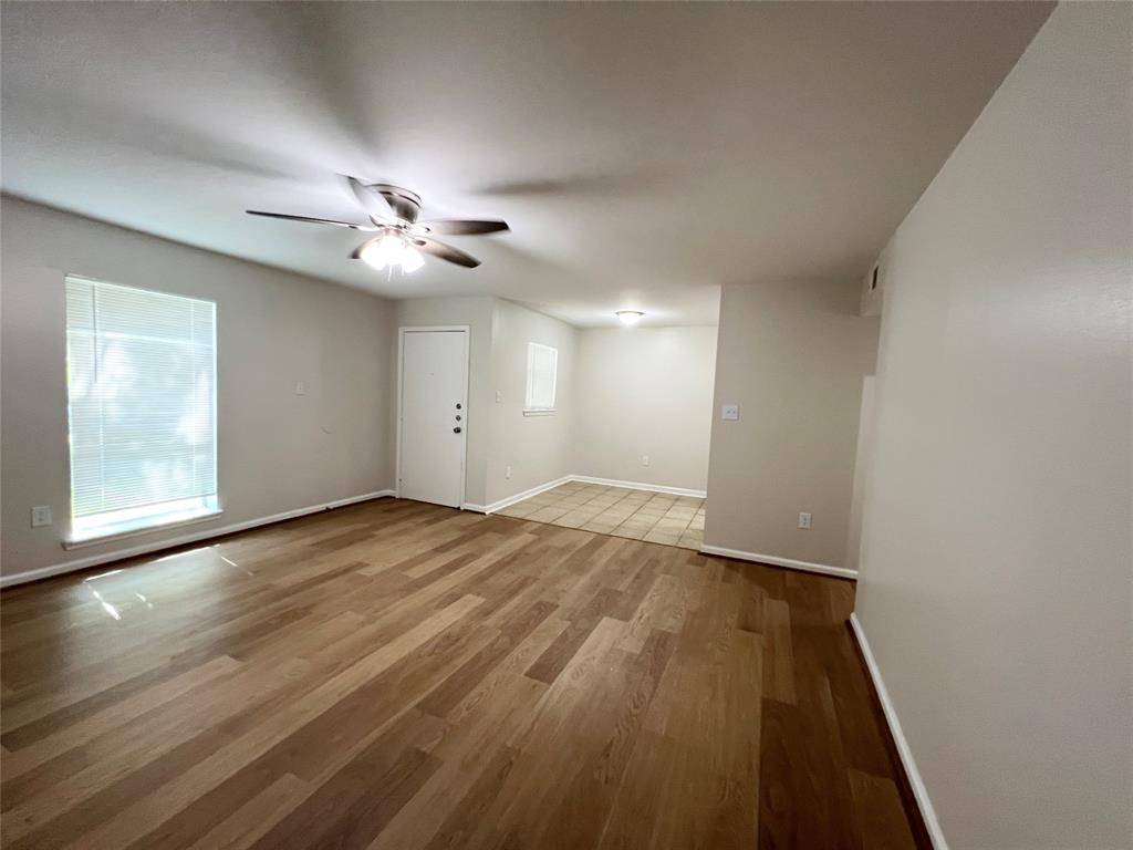 Lake Jackson, TX 77566,130 Oyster Creek DR #26