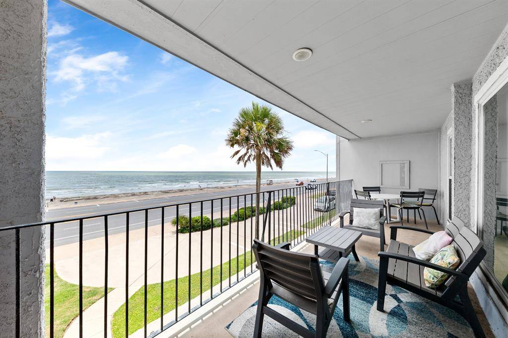 Galveston, TX 77551,7600 Seawall Blvd #214