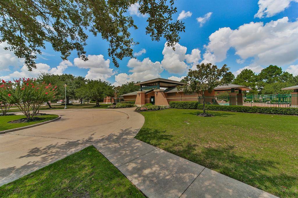 Houston, TX 77084,18127 Gardens End LN