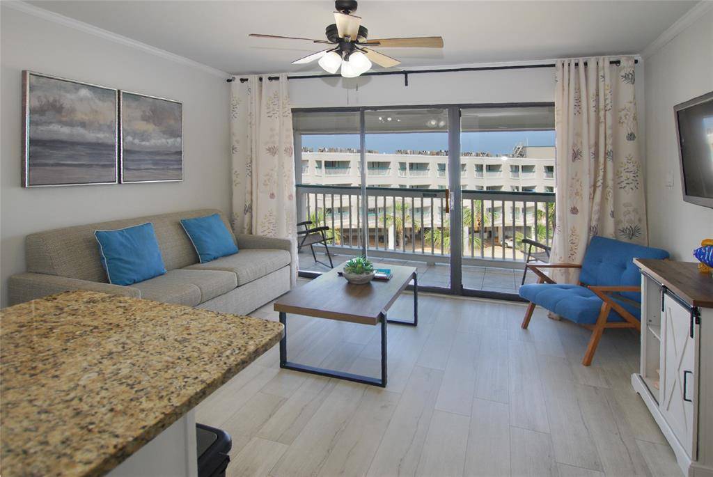 Galveston, TX 77551,6102 Seawall BLVD #373