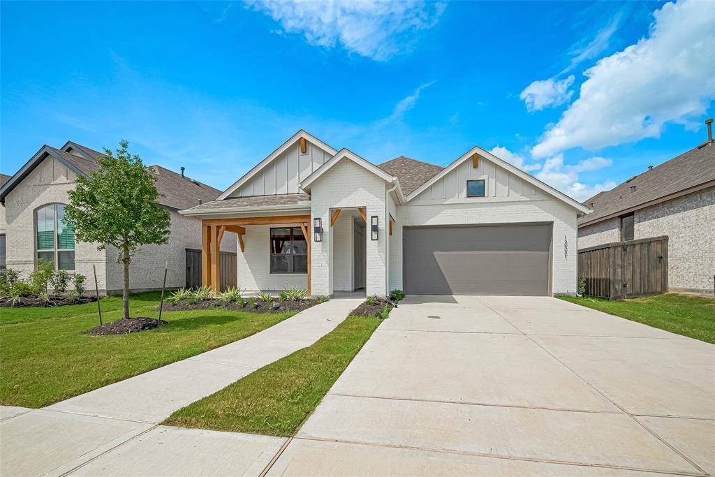 Mont Belvieu, TX 77523,12331 Palmetto DR
