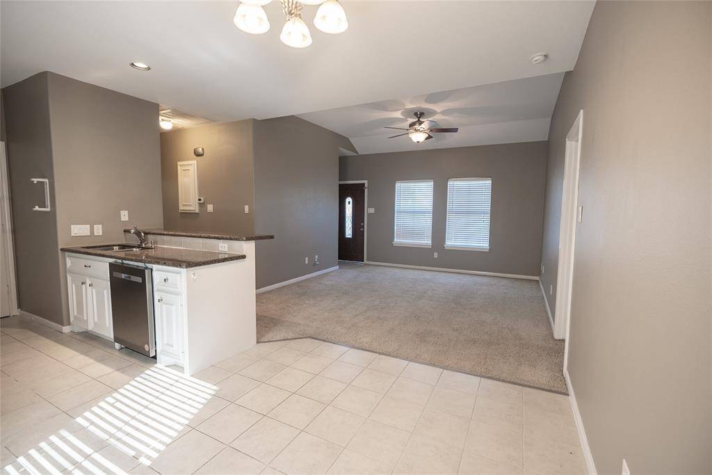 Willis, TX 77318,13165 Snow LN #5