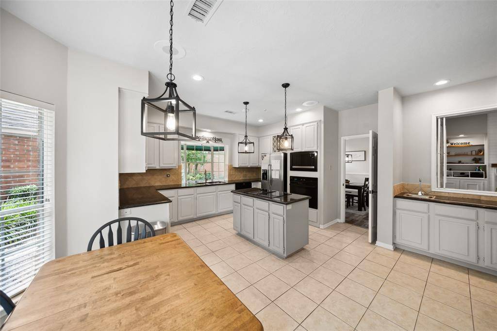 The Woodlands, TX 77381,22 Poplar Hill PL