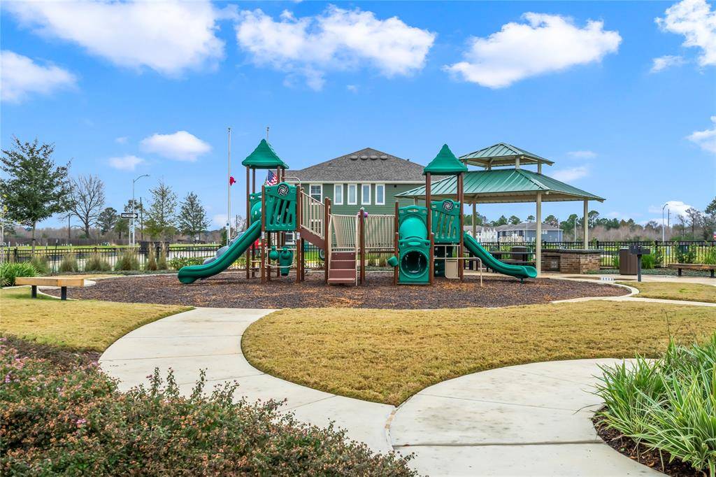 Tomball, TX 77375,2231 Seven Oaks BLVD