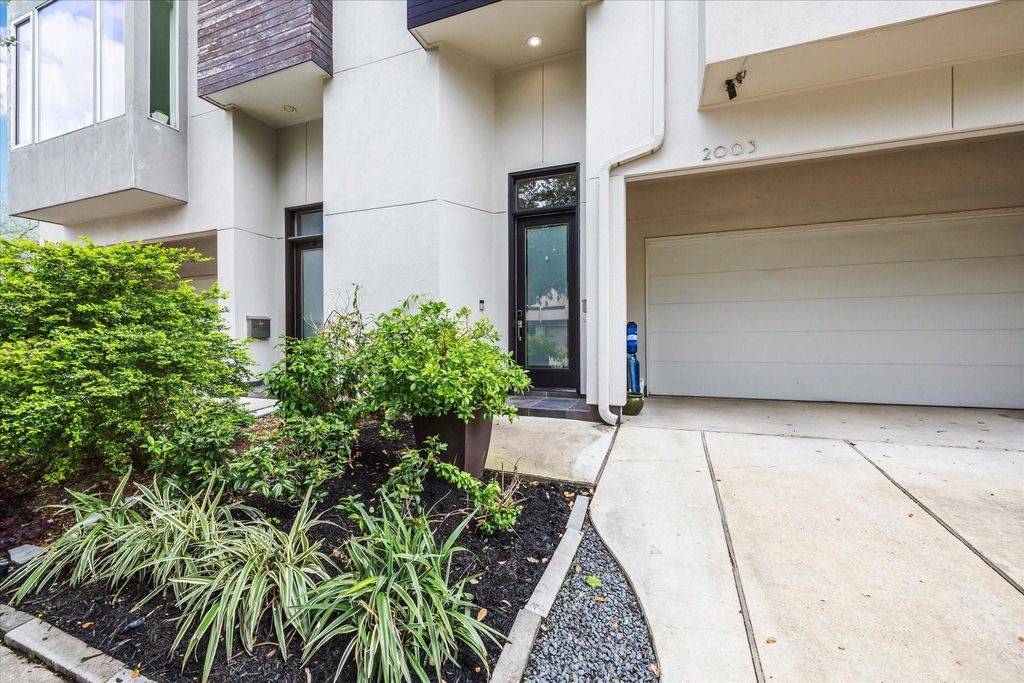 Houston, TX 77019,2003 Vermont ST