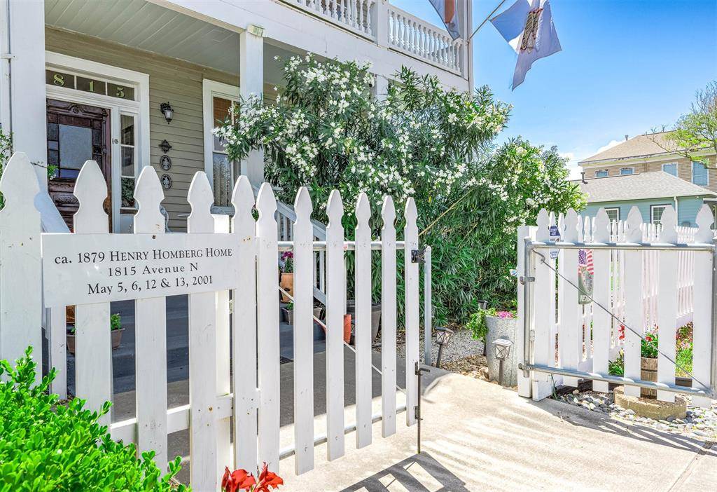 Galveston, TX 77550,1815 Ursuline ST