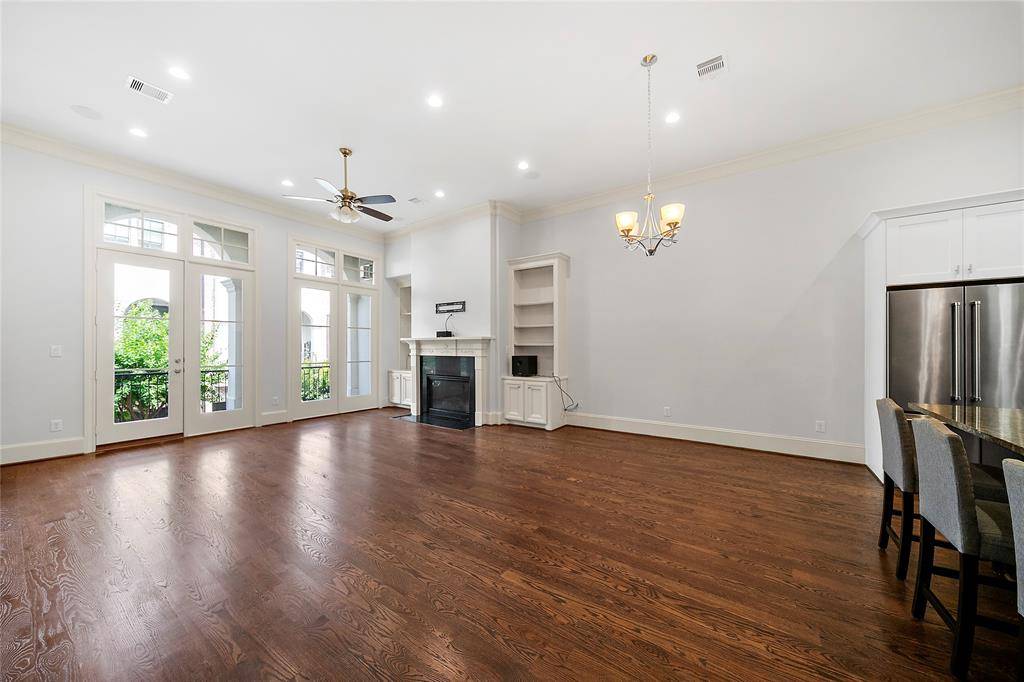 Houston, TX 77025,3921 Gramercy ST