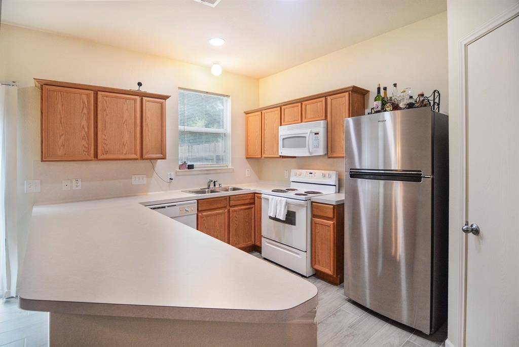 Houston, TX 77072,8123 Barnes Ridge LN