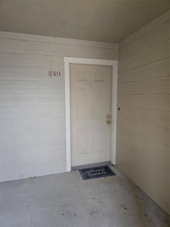 Dickinson, TX 77539,2501 gulf FWY #249D