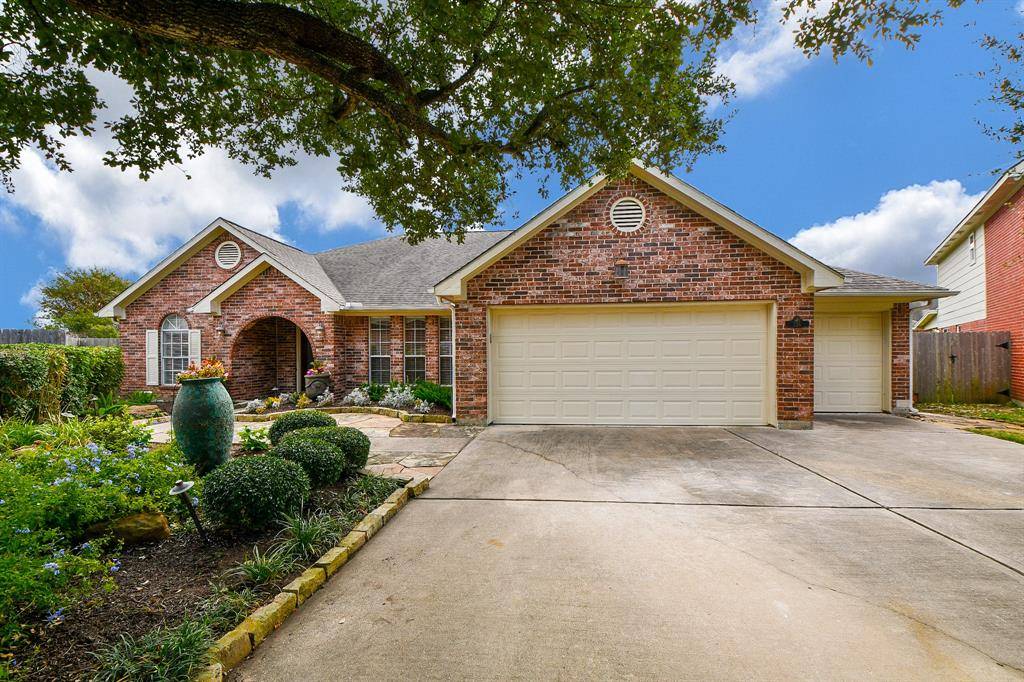 La Porte, TX 77571,226 Summer Breeze DR