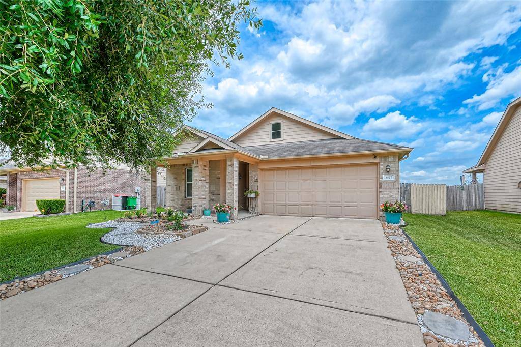 Fresno, TX 77545,4527 Monarch Blue LN