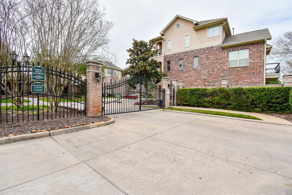 Houston, TX 77040,8004 Stoneyway DR