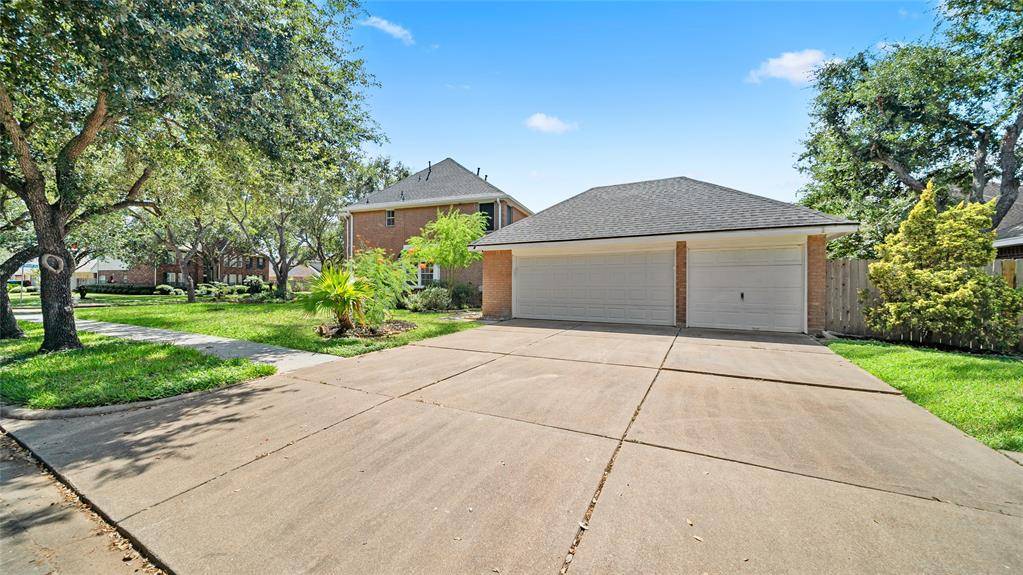 Sugar Land, TX 77478,2702 Hidden Knoll CT