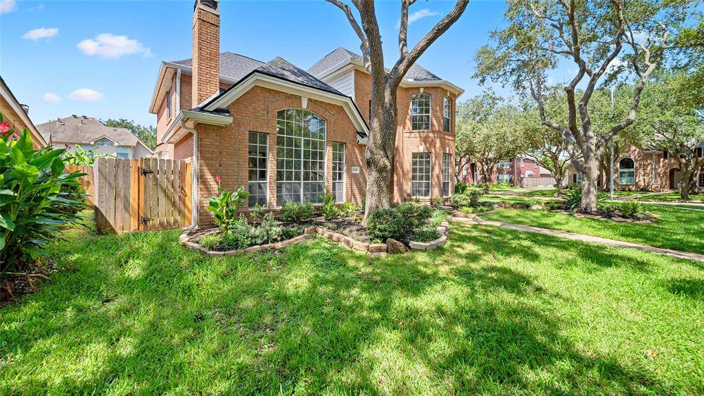 Sugar Land, TX 77478,2702 Hidden Knoll CT