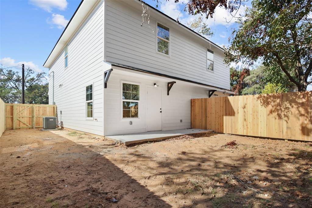 Brenham, TX 77833,1504 Clay ST #B