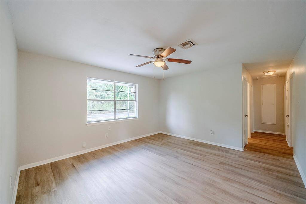 Houston, TX 77016,11063 Vailview DR