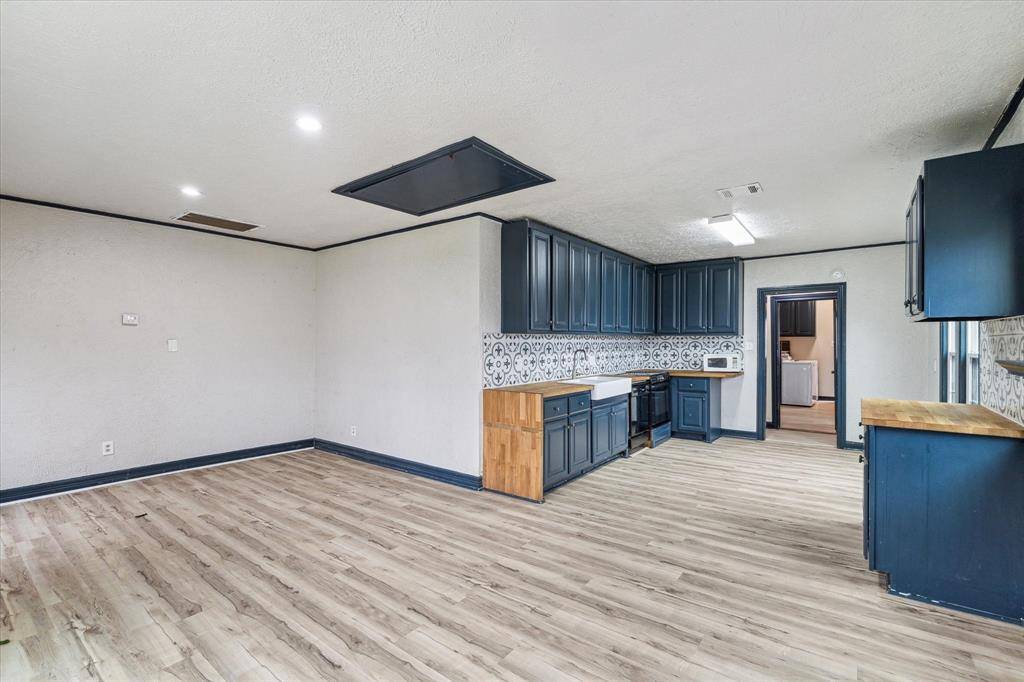Baytown, TX 77520,215 Morrell ST