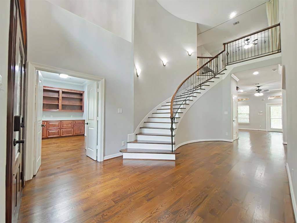 Coldspring, TX 77331,270 Lake Grove DR