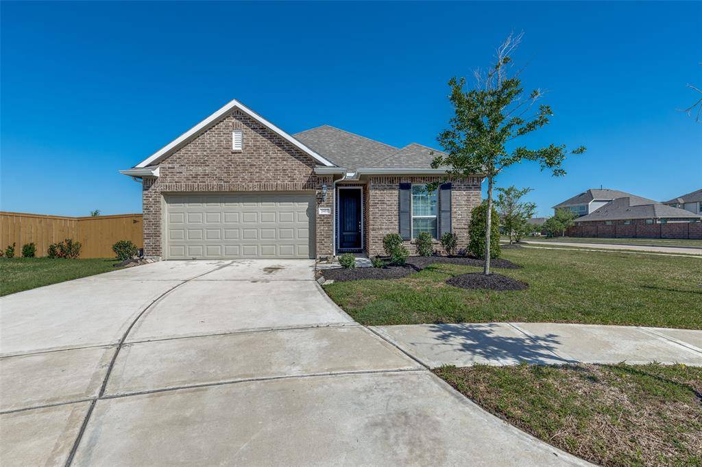 La Marque, TX 77568,2411 Ocean Key DR