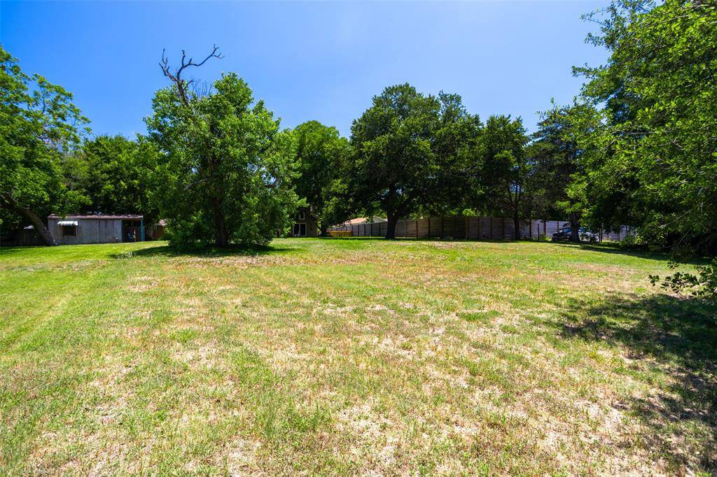 Brenham, TX 77833,TBD Crockett ST
