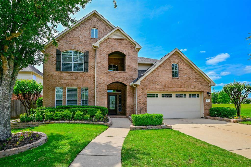 Sugar Land, TX 77479,202 Trillium DR