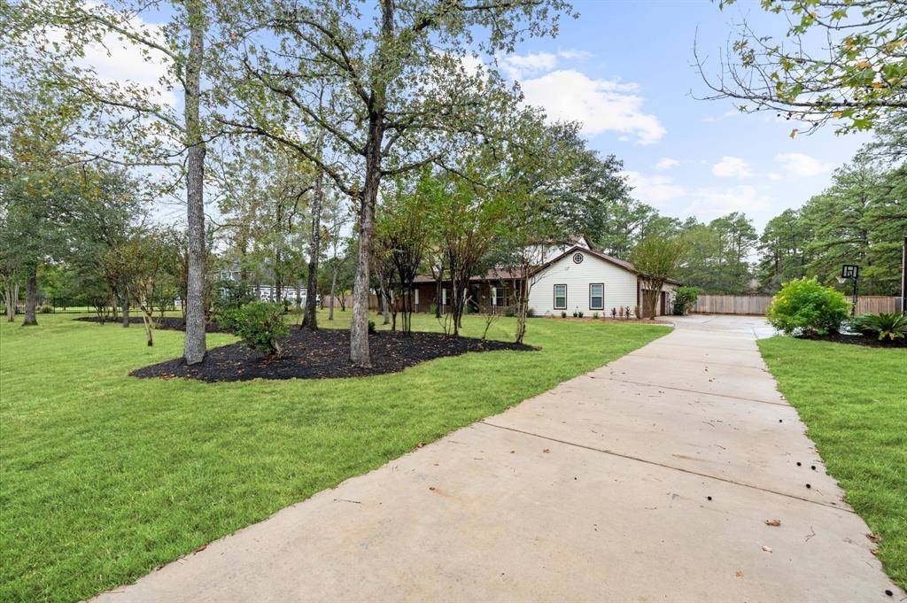 Magnolia, TX 77354,10111 Crestwater CIR