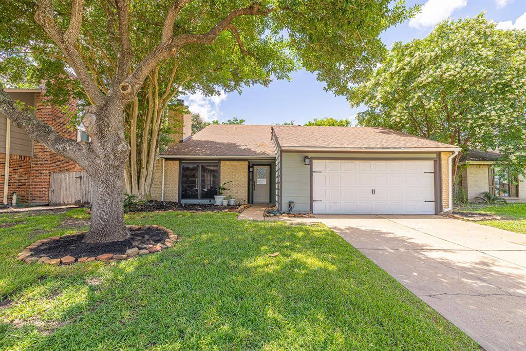 La Porte, TX 77571,617 Canyon Springs DR