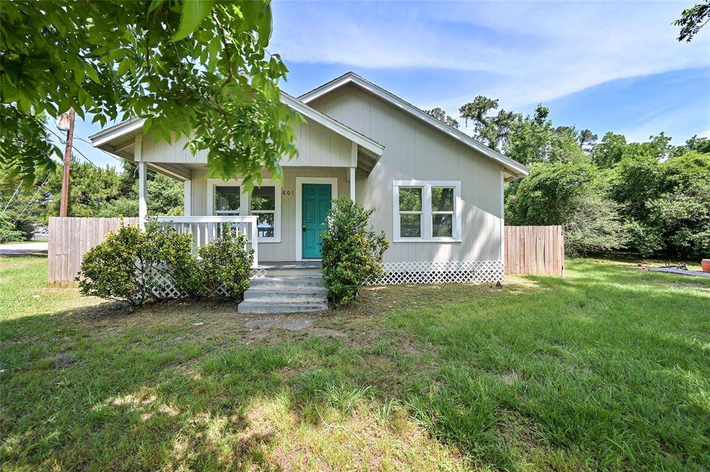 Cleveland, TX 77327,801 S Travis AVE