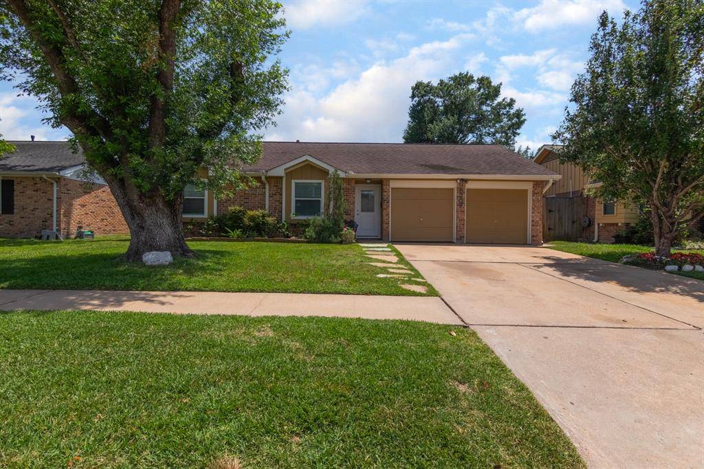 Houston, TX 77092,5707 Acorn ST
