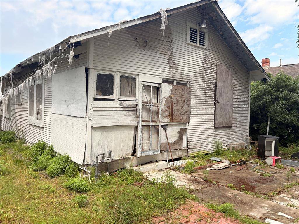 Houston, TX 77009,2312 Fletcher ST