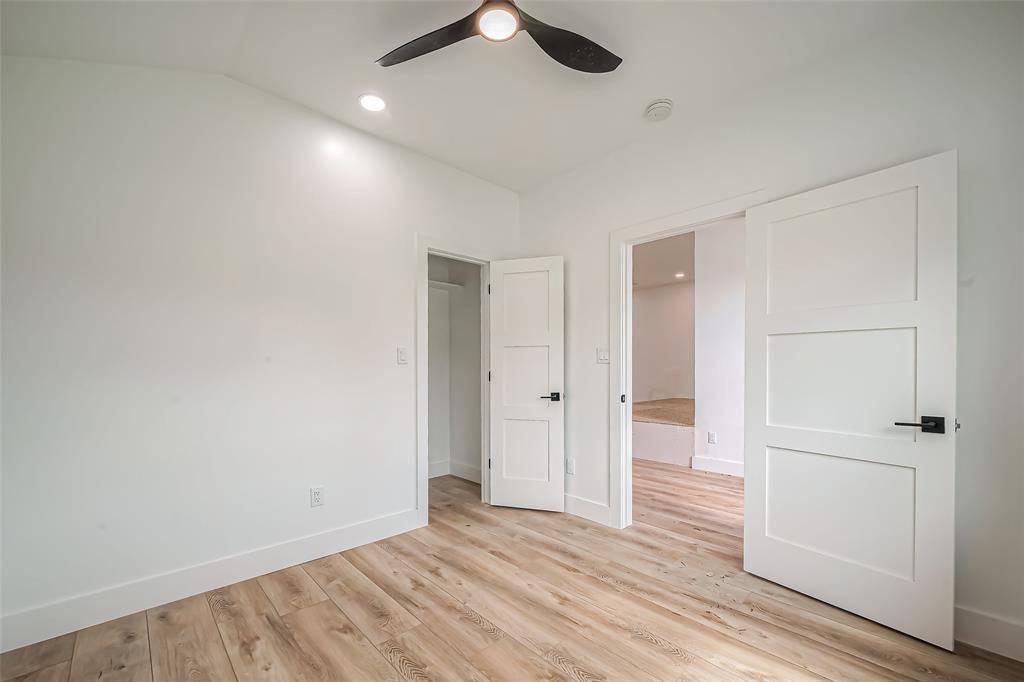 Houston, TX 77096,6122 Rutherglenn DR