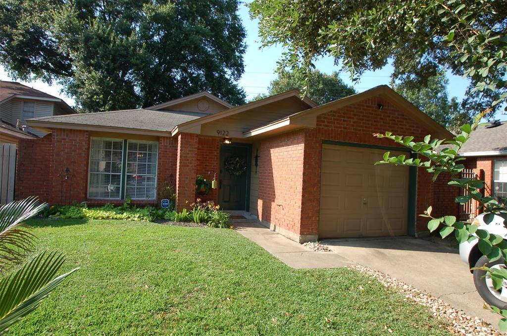 Houston, TX 77064,9122 Golden Sunshine DR