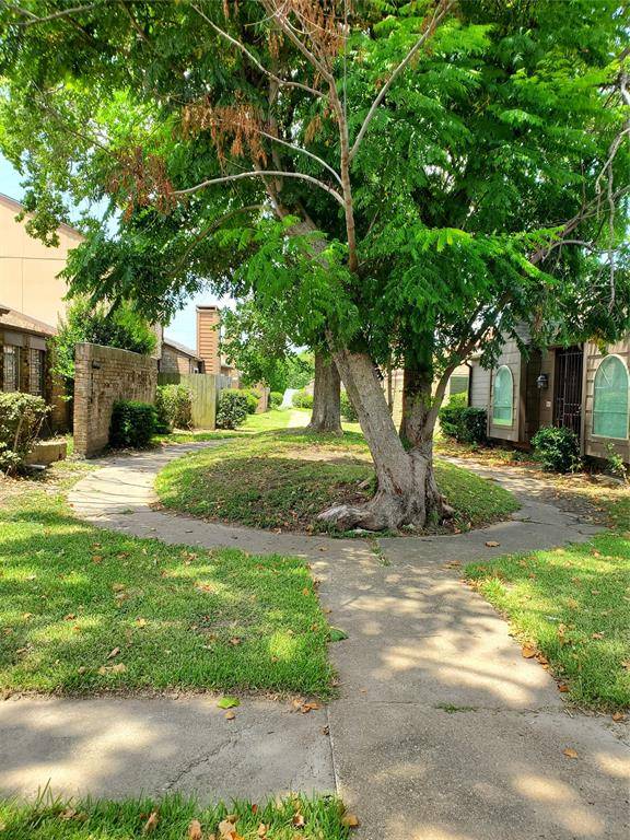 Houston, TX 77099,8532 Maplecrest DR