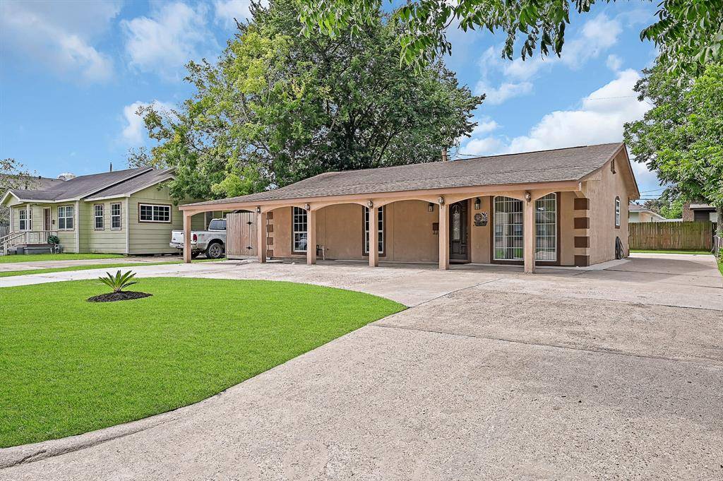 Pasadena, TX 77502,602 Bertloma ST