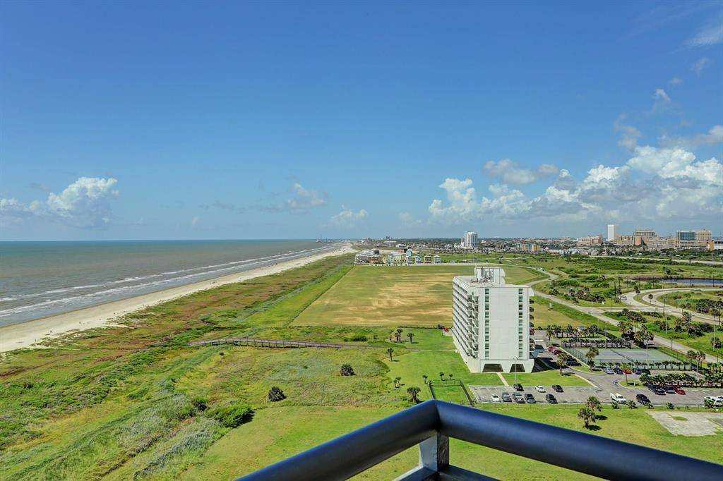 Galveston, TX 77550,801 E Beach DR #TW1506