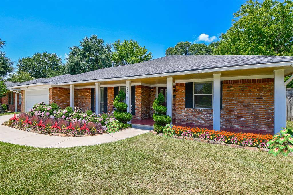 Houston, TX 77055,9806 Larston ST