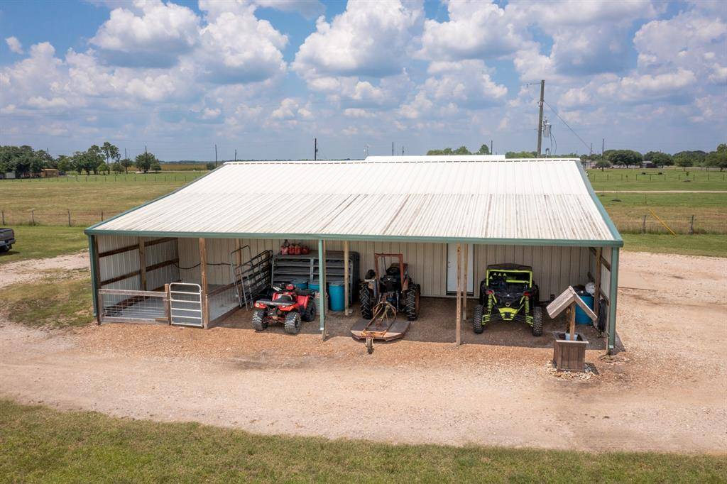 East Bernard, TX 77435,6675 County Road 225