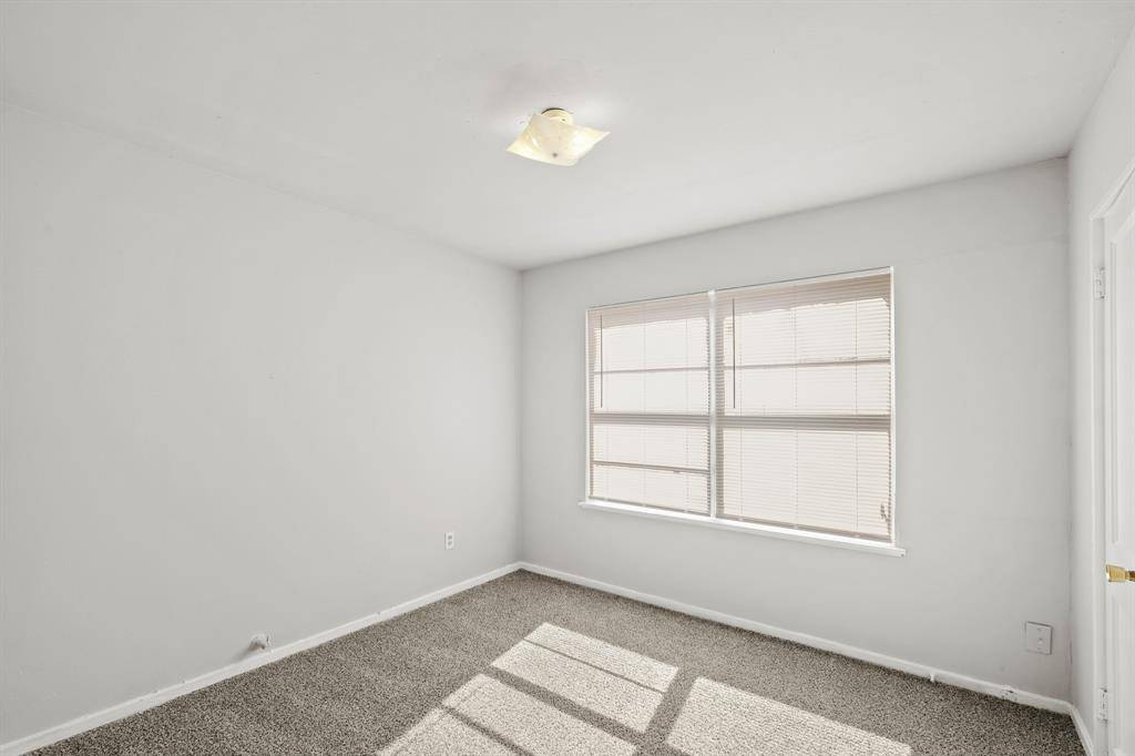 Houston, TX 77033,8118 Panay DR