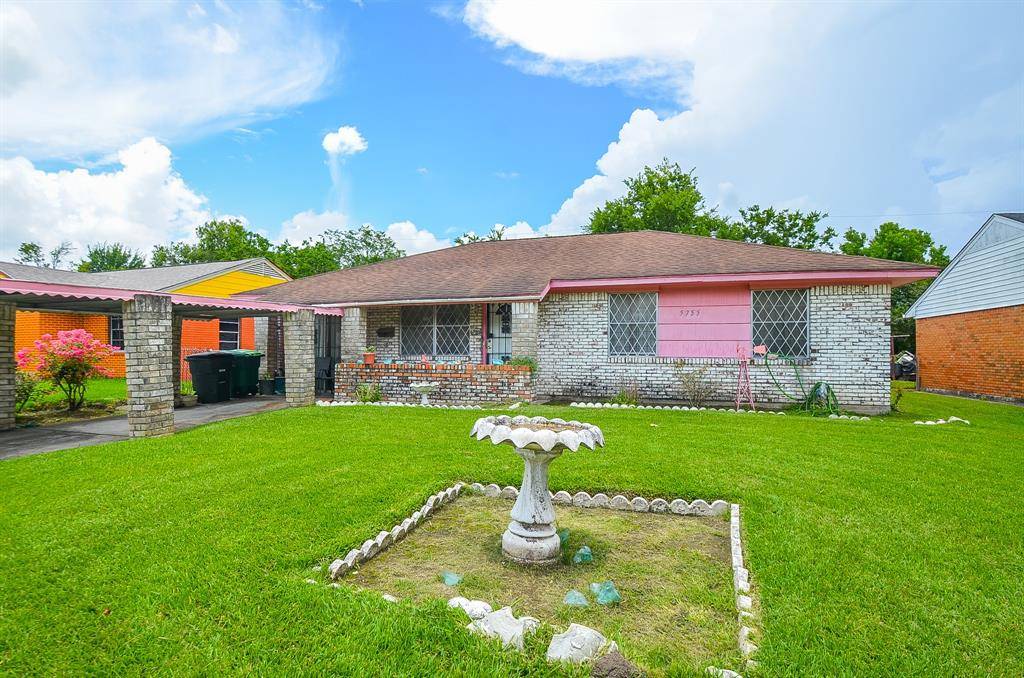 Houston, TX 77033,5755 Peacock ST