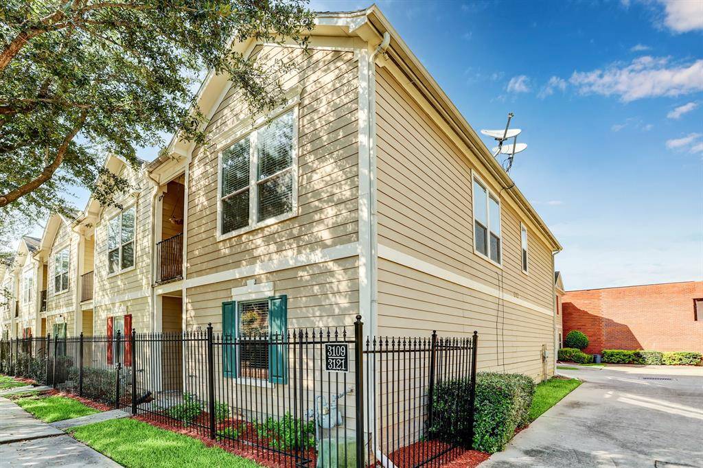 Houston, TX 77003,3119 Dallas ST