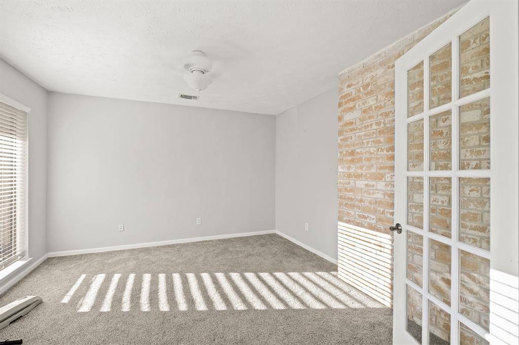 Sugar Land, TX 77479,2815 Edgewood DR